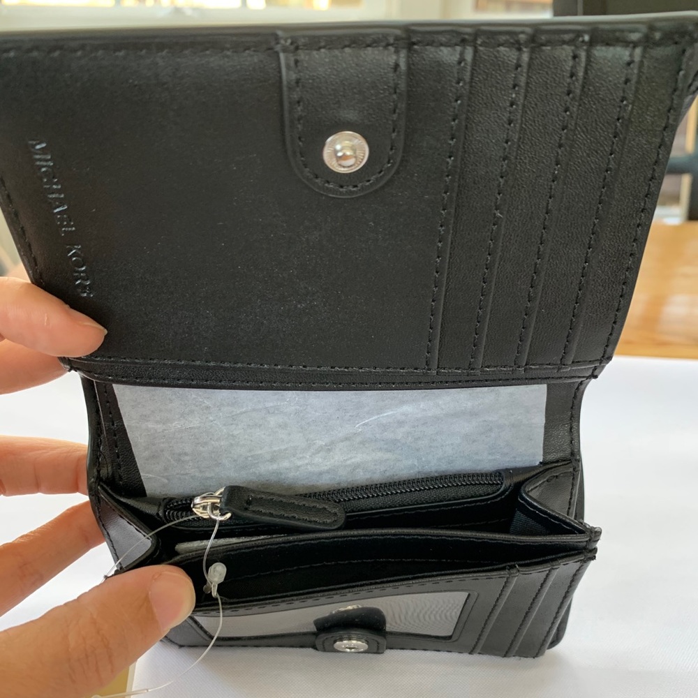 NWT authentic MK monogram wallet black - Picture 5 of 7
